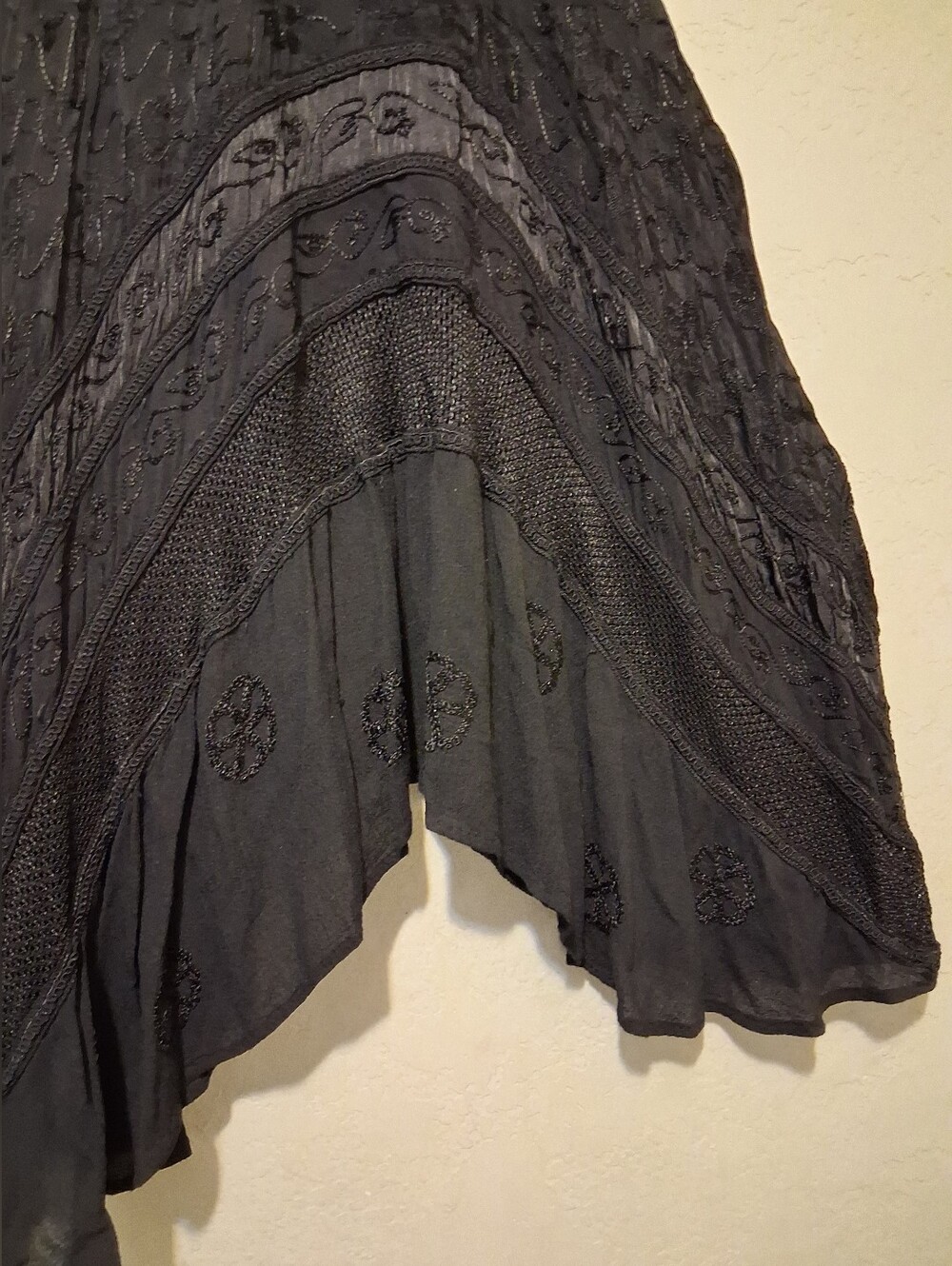 Victorian Style Black Tiered Skirt Embroidered Handkerchief Renaissance - Picture 3 of 16
